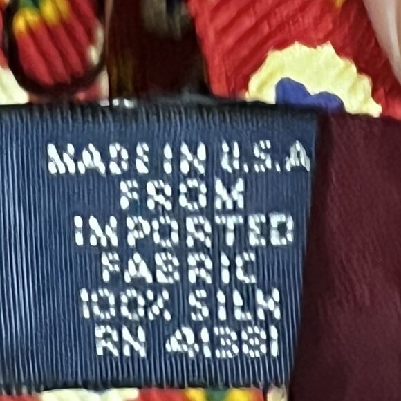 Polo Ralph Lauren Silk Tie Red Geometric Medallion Handmade Made USA Mens - Picture 4 of 6